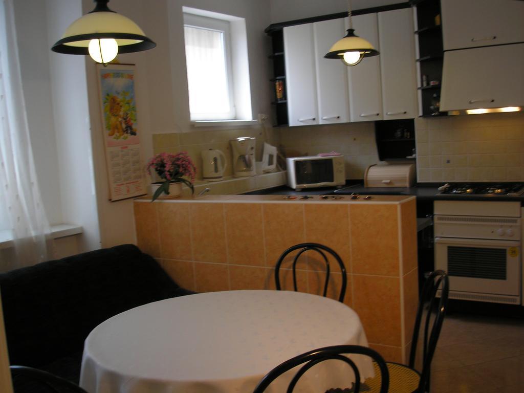 Vacation Apartment Up To 10 Братислава Стая снимка
